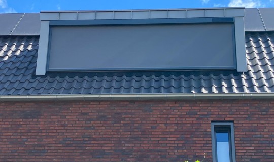 Solar screen geplaatst in Made