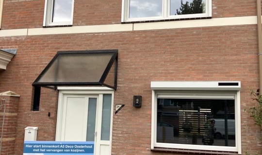 Woning in Oosterhout voorzien van kunststof kozijnen en (solar) rolluiken