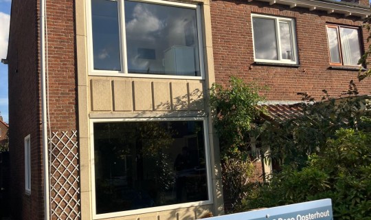 Woning voorzien kunststof kozijnen in Oosterhout