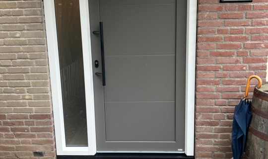Voordeur vervangen in Oosterhout