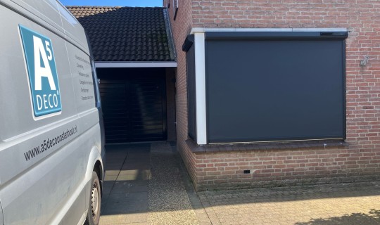 ramen voorzien van Solar screens in Oosterhout